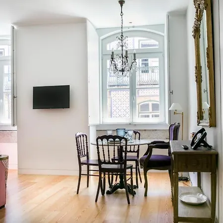 Plum Guide - Velvety Punch Appartement